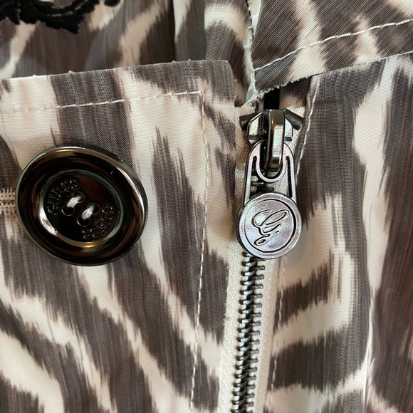 GUESS Zebra Print Trench Coat Size S - Picture 7 of 11